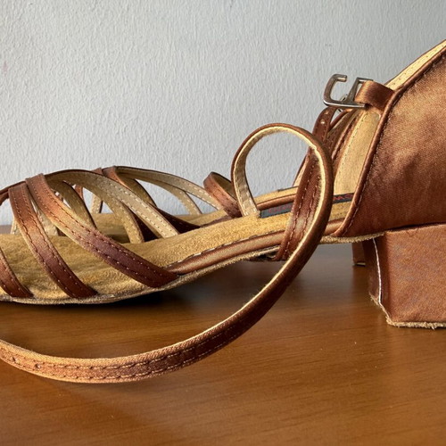 Latin dance shoes used, size 36, tan satin with adjustable strap