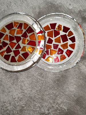 Set of 2 glass candle holders with mosaic like new (11cm)