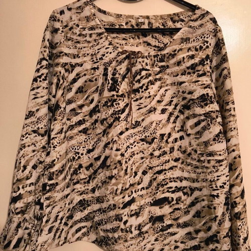 Women's blouse used, large, polyester