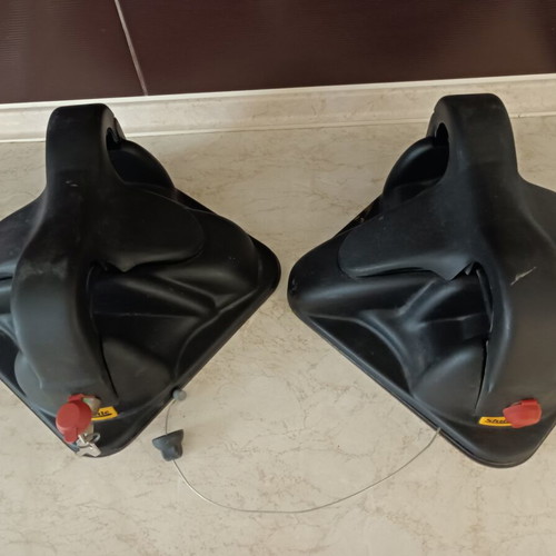 Ski transport suction cups like new, set of 2