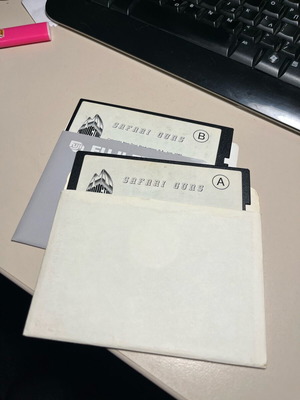 Safari Guns A+B DOS PC game used, disks 1989