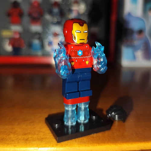 Iron Man Christmas Sweater Minifigure like new