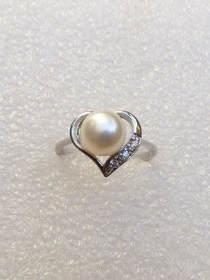 925 Silver Ring with Pearl and Zircon