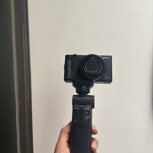 Sony camera vlogging with amazing picture quality like new
