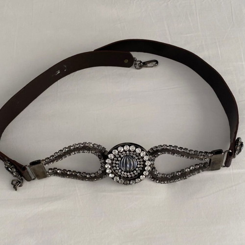 Leather brown belt with strass like new