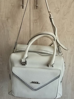 Doca white women's handbag and shoulder bag with silver details
