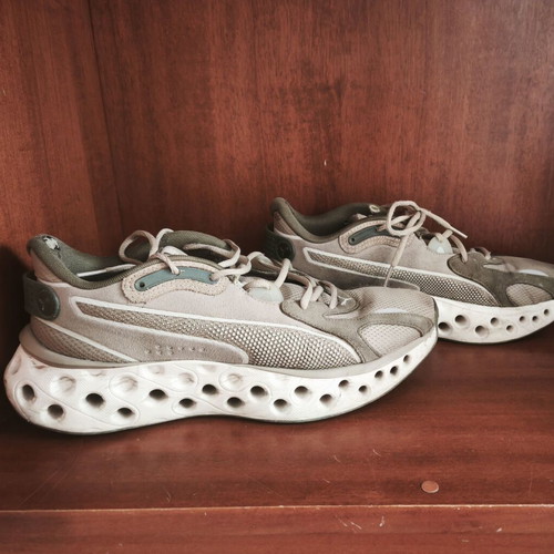 Puma Softride Frequence men's athletic shoes used, size 44, gray