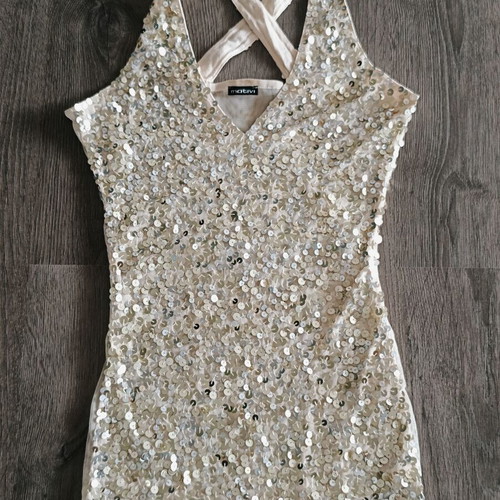 Motivi sequin sleeveless top size S beige like new