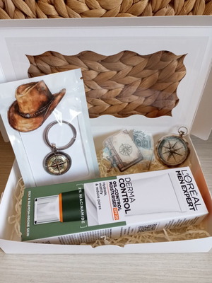 Men's gift box Adventure with L'Oreal Derma Control cream and compass keychain new