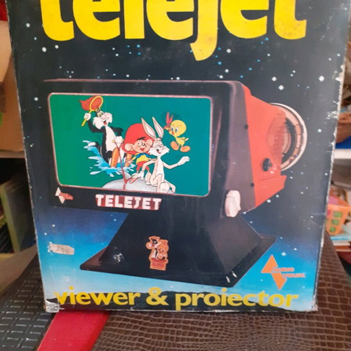 Projector and viewer like new with battery or power supply