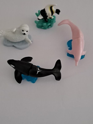 4 kinder αυγά