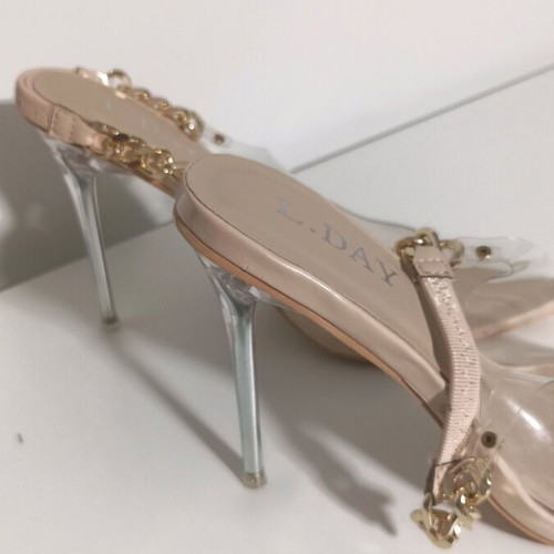 Sandals with transparent details and chain, like new, size 40