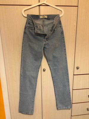 Unlimited jeans new, size 27, blue