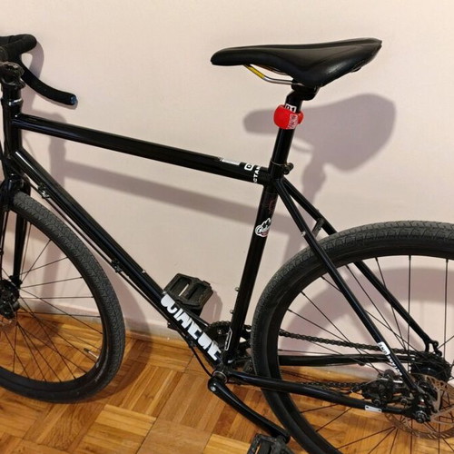Octane One Kode Gravel bike like new, disc brakes, 700c wheels