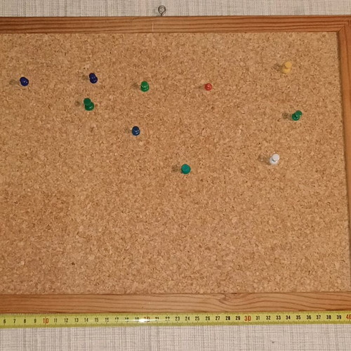 Cork bulletin board 40×30cm new with 10 pins