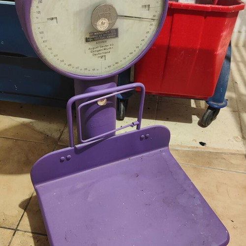 German scale 1968 used, works but needs adjustment