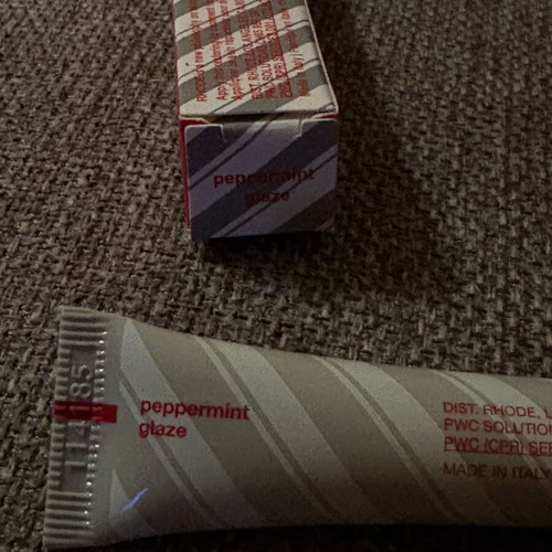 Rhode Peptide Lip Tint Peppermint Glaze new unused