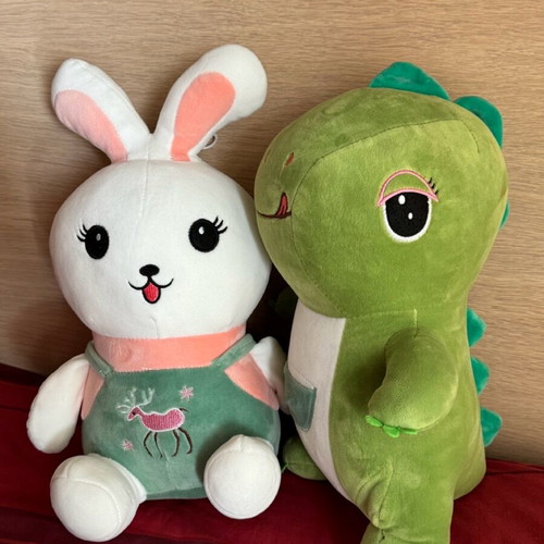 Set of 2 stuffed toys used, extra soft, about 25 and 30 cm