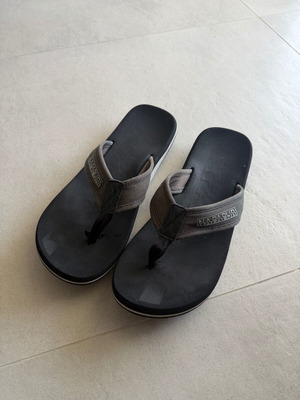 Napapijri slippers size 46, black