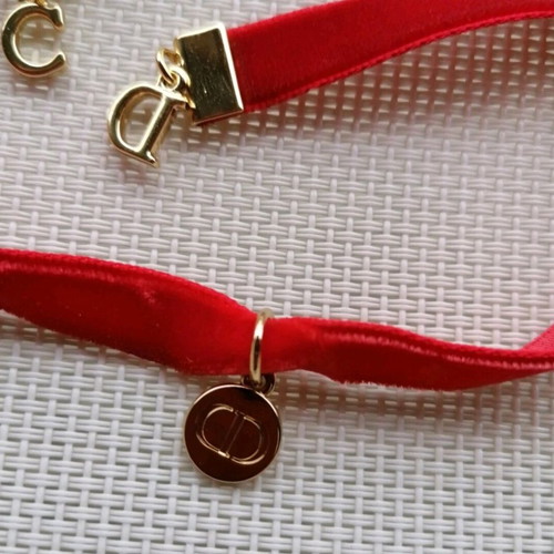 Dior choker with red velvet ribbon like new