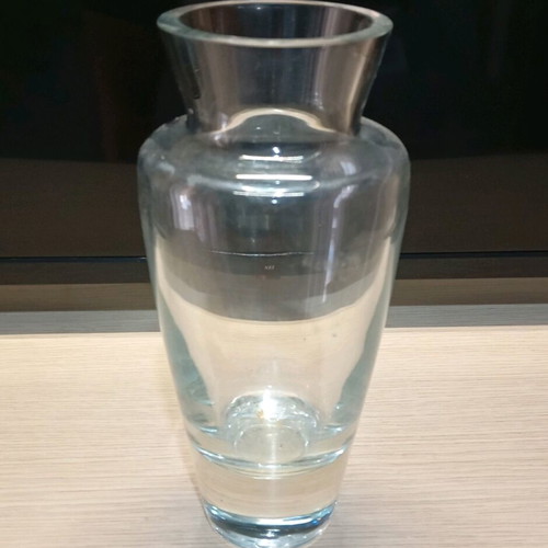Vase new in good condition