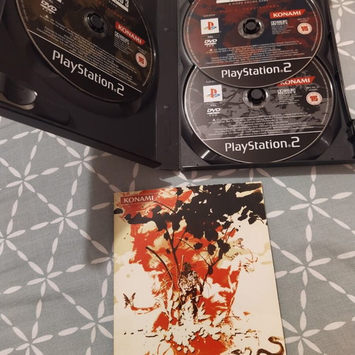 Metal Gear Solid 3 Subsistence PS2 like new with English manual