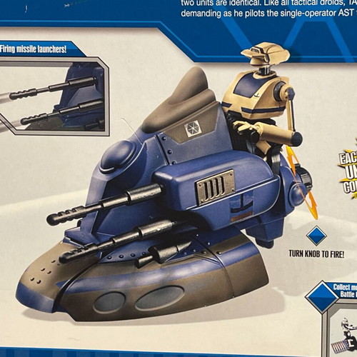 Star Wars Hasbro Armored Scout Tank with Tactical Droid new