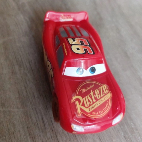 Crazy 8 Crashers Lightning McQueen toy car like new