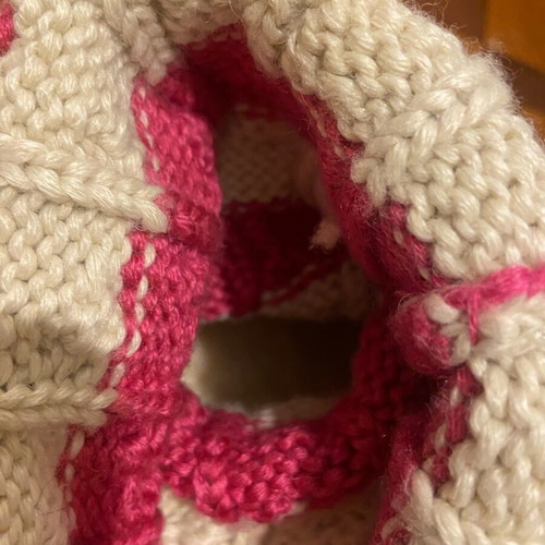 Ugg collectible knitted boots new No 38 with fur
