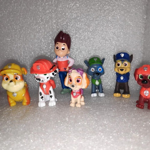 Paw Patrol collectible figures set of 12 like new