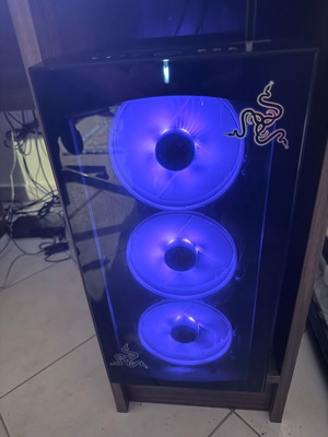 Gaming PC like new with Ryzen 9 3950X and Radeon RX 9070 XT