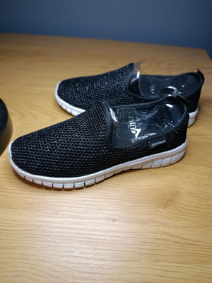 Aqua Track black slip-on shoes with glitter, size 38