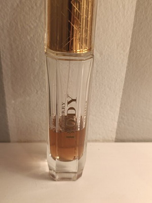 Burberry Body Eau de Parfum 60ml like new, authentic