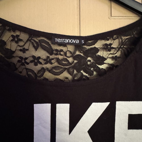 Terranova black blouse with lace shoulders size S used
