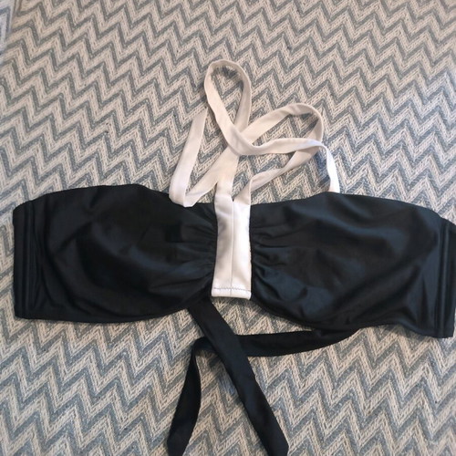 Triumph bikini top 40D used for large bust