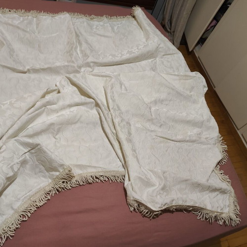 Damask jacquard tablecloth vintage, white 170x170cm with fringes, used