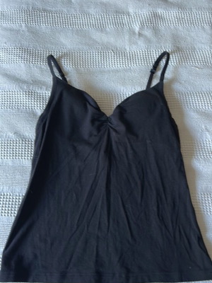 Victoria's Secret black top 34C S/M with underwire bra, used