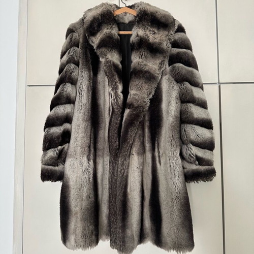 Vintage Faux Fur coat eco-friendly, like new, two-tone size L