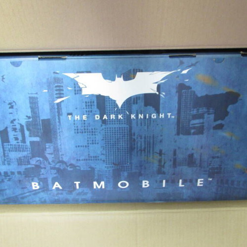 Hot Toys 1/6 Batman The Dark Knight Batmobile like new