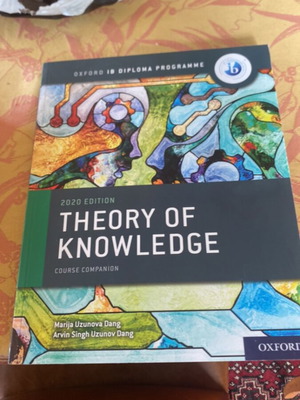 IB Theory of Knowledge Book like new, English