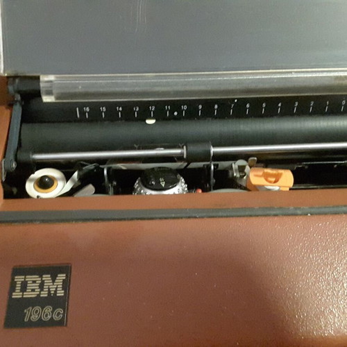 Electric typewriter IBM 196C used, functional