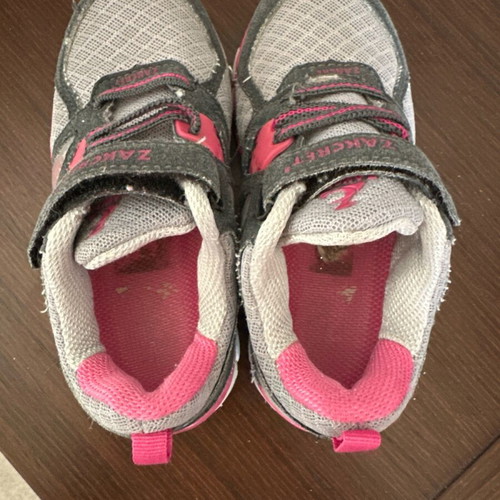 Zakcret sneakers size 27 like new, grey-pink sports shoes