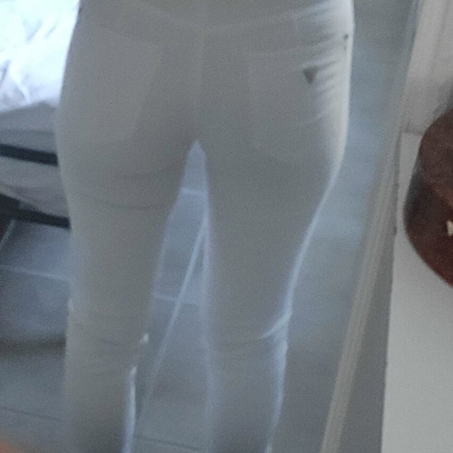 Guess white pants no26 like new