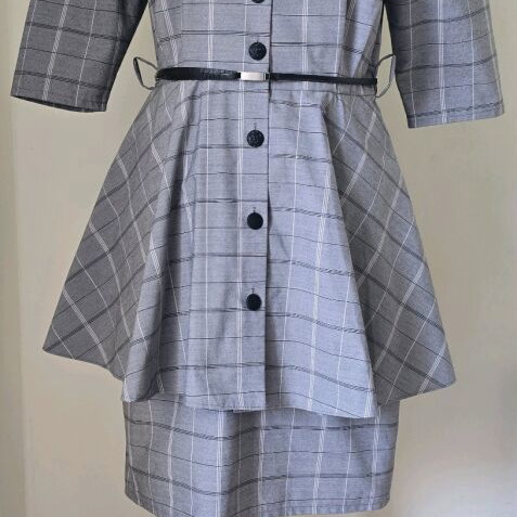 Vintage Expressions dress gray like new, size 12