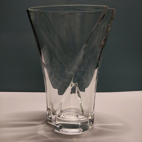 Crystal vase like new without defects