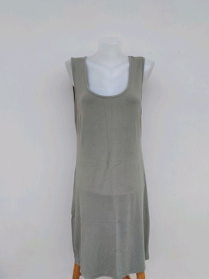Oil dress size XXL like new