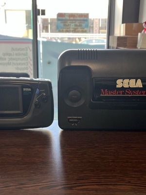 SEGA Game Gear and SEGA Master System II used, non-working bundle