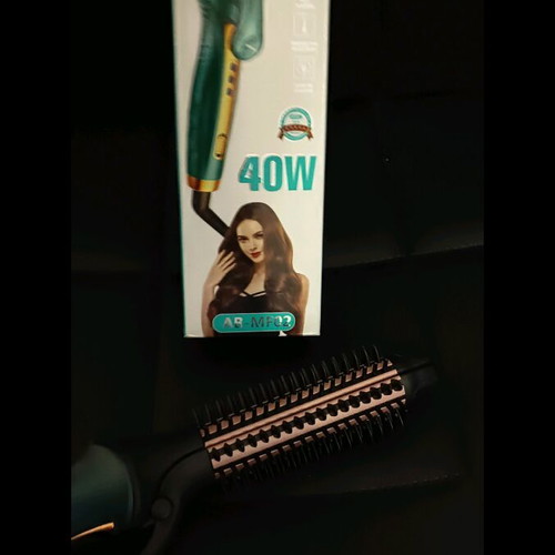 Straightening brush new