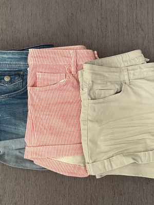 3 H&M shorts used, size Medium (38)