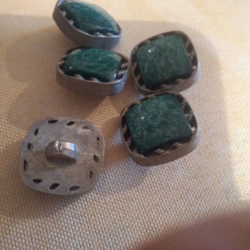 Vintage buttons set of 5 with metal base and green decorative stone resin like new